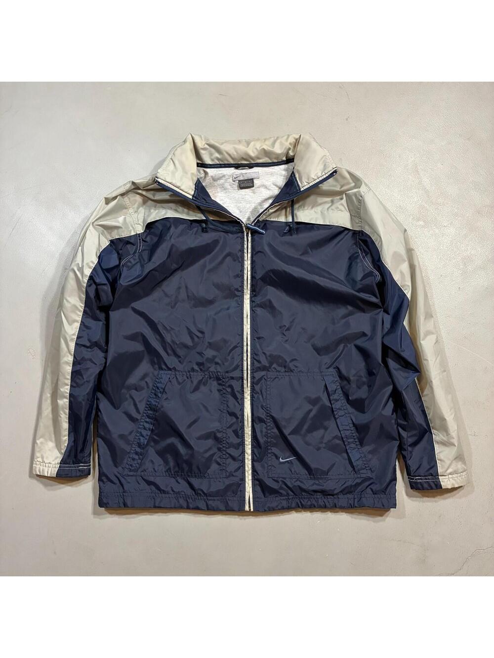 vintage nike 900 hooded windbreaker navy cream